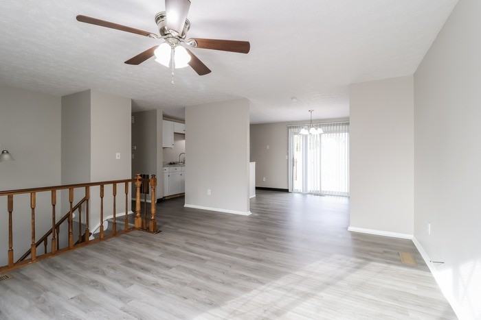 212 Westbrook Dr - Photo 2 of 13