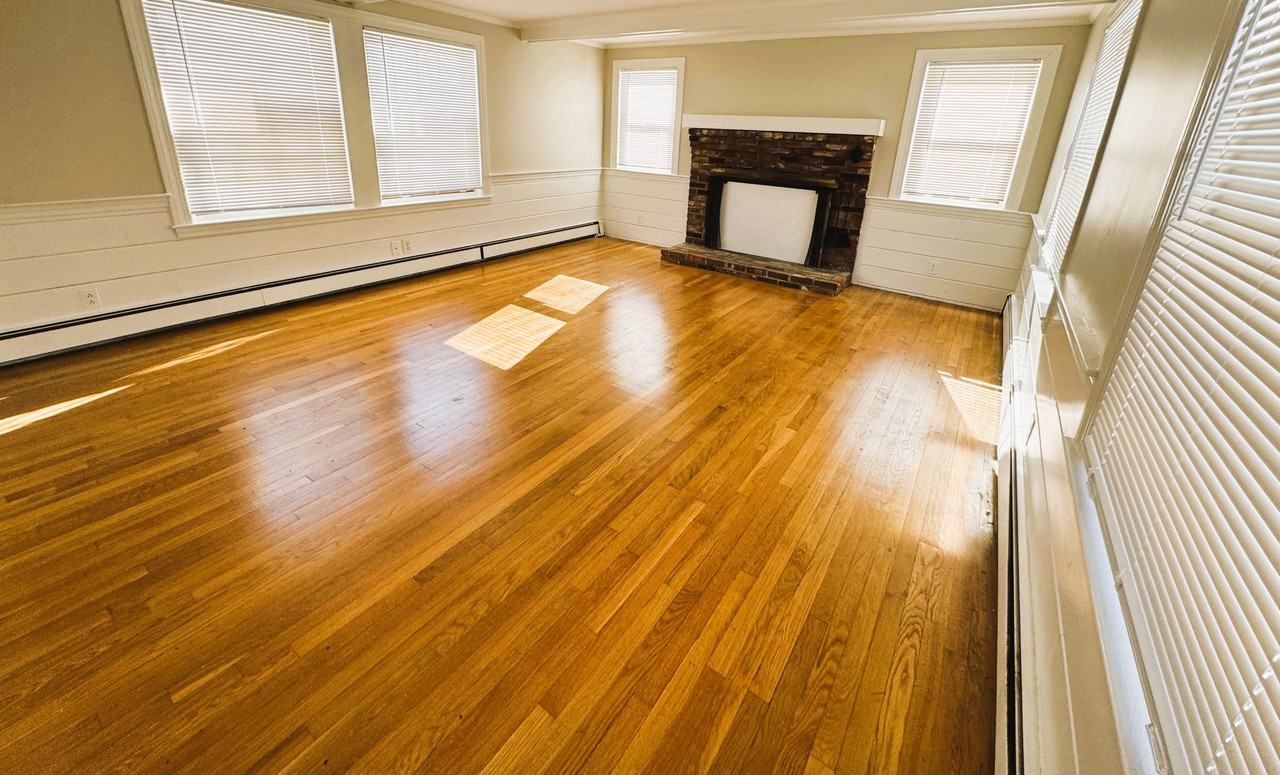 9 Arlington St #1 - Photo 3 of 7