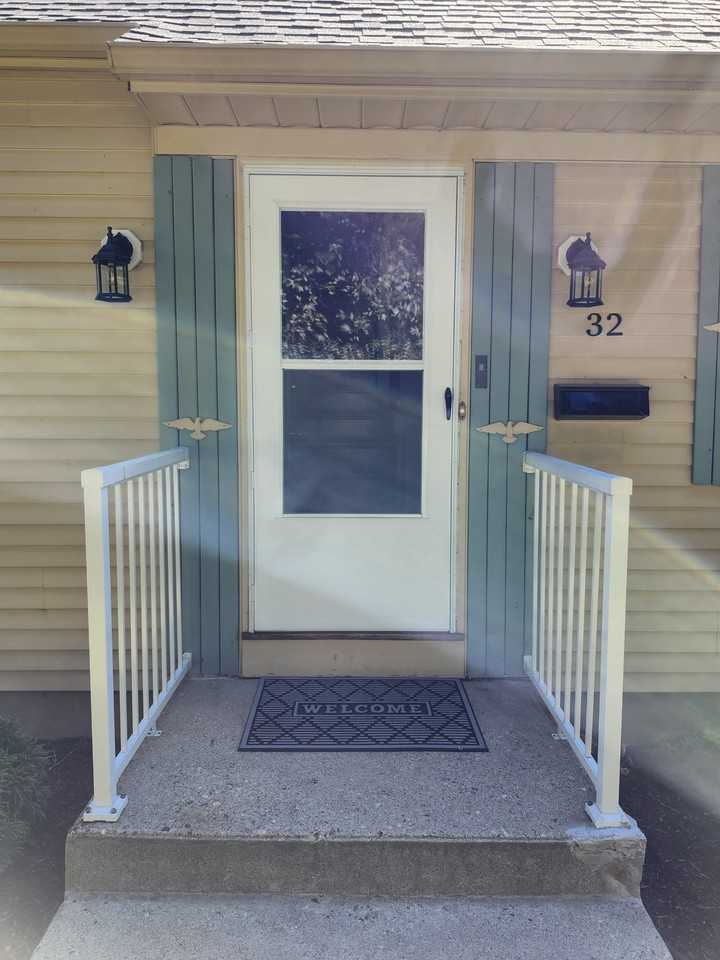 32 Saint James Ave #NA - Photo 7 of 50