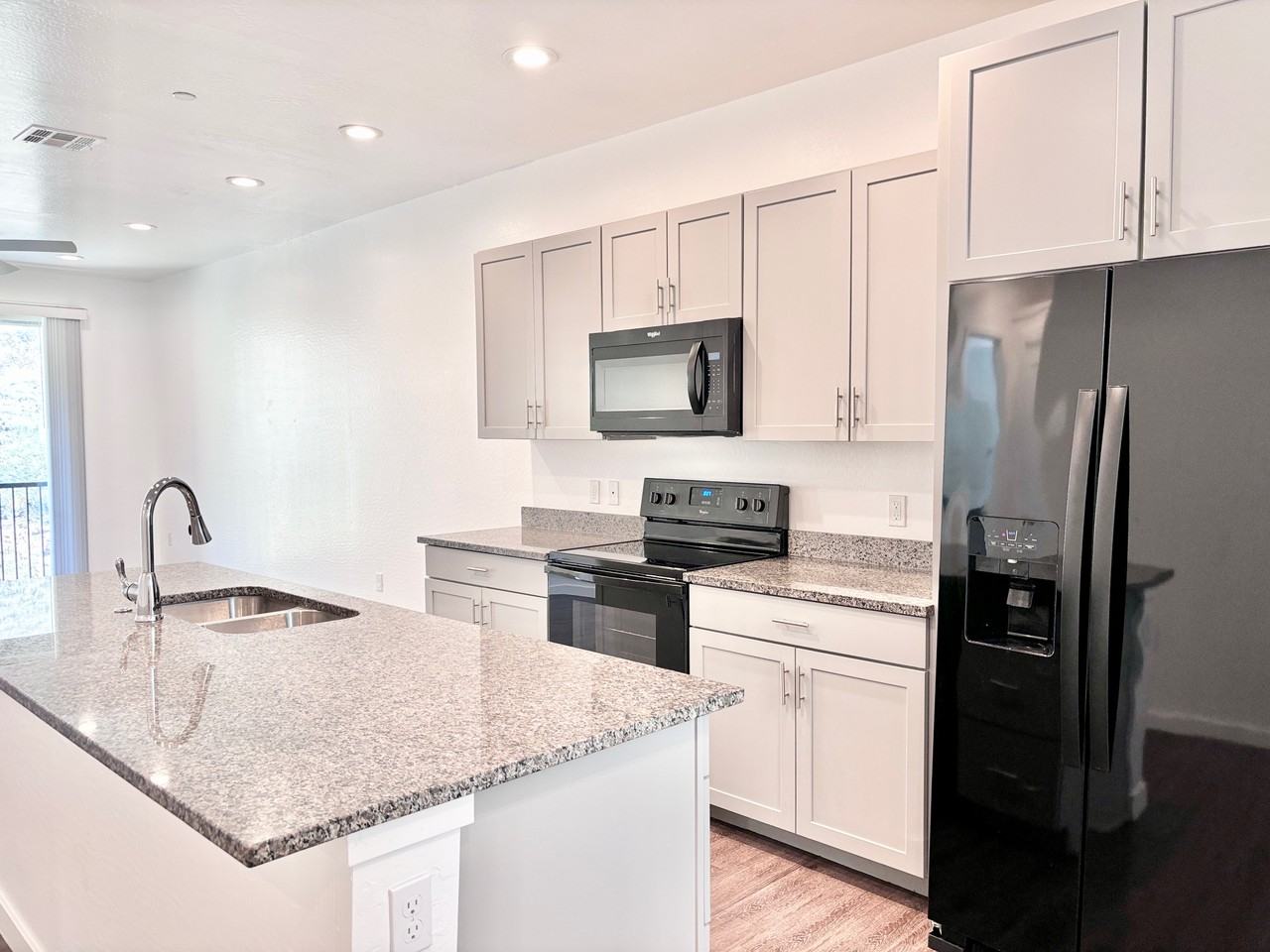 1500 W Thunderbird Rd #202 - Photo 2 of 39