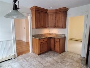 40 Pine St #1 - Photo 3 of 19