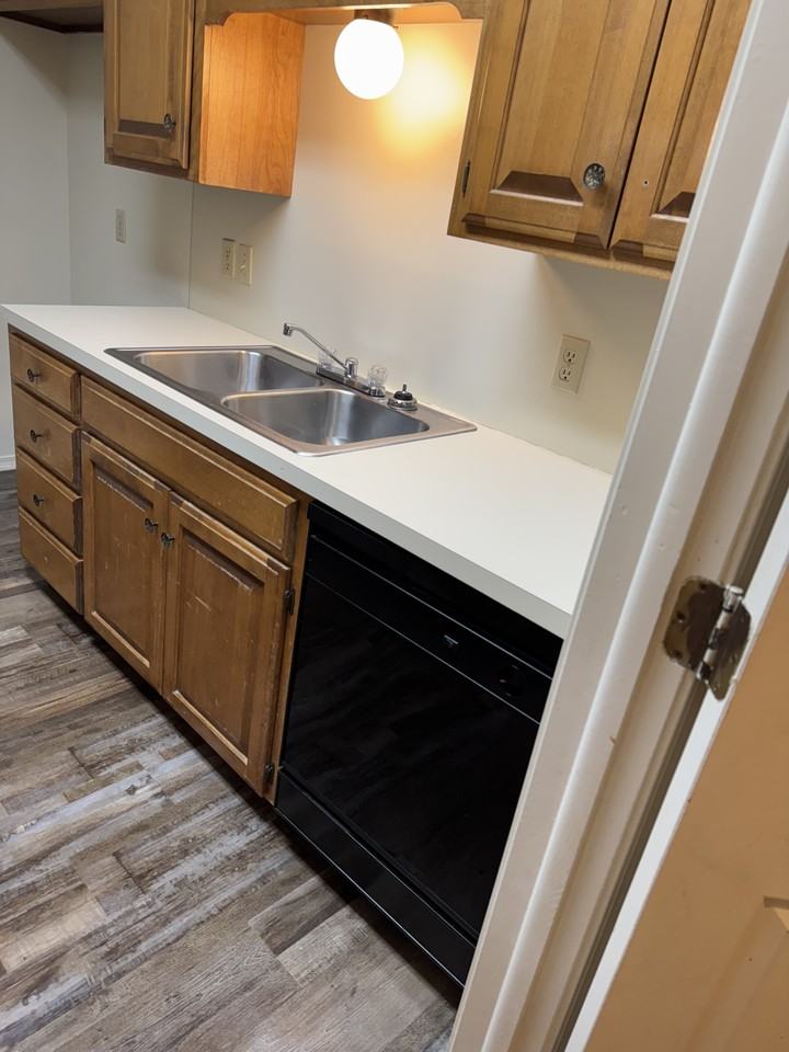 313 S Shurley St #313 - Photo 2 of 20