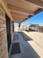 featured image of 840 W Iowa St