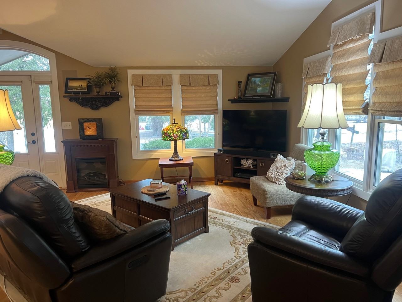 1823 W Shore Dr #NA - Photo 3 of 28