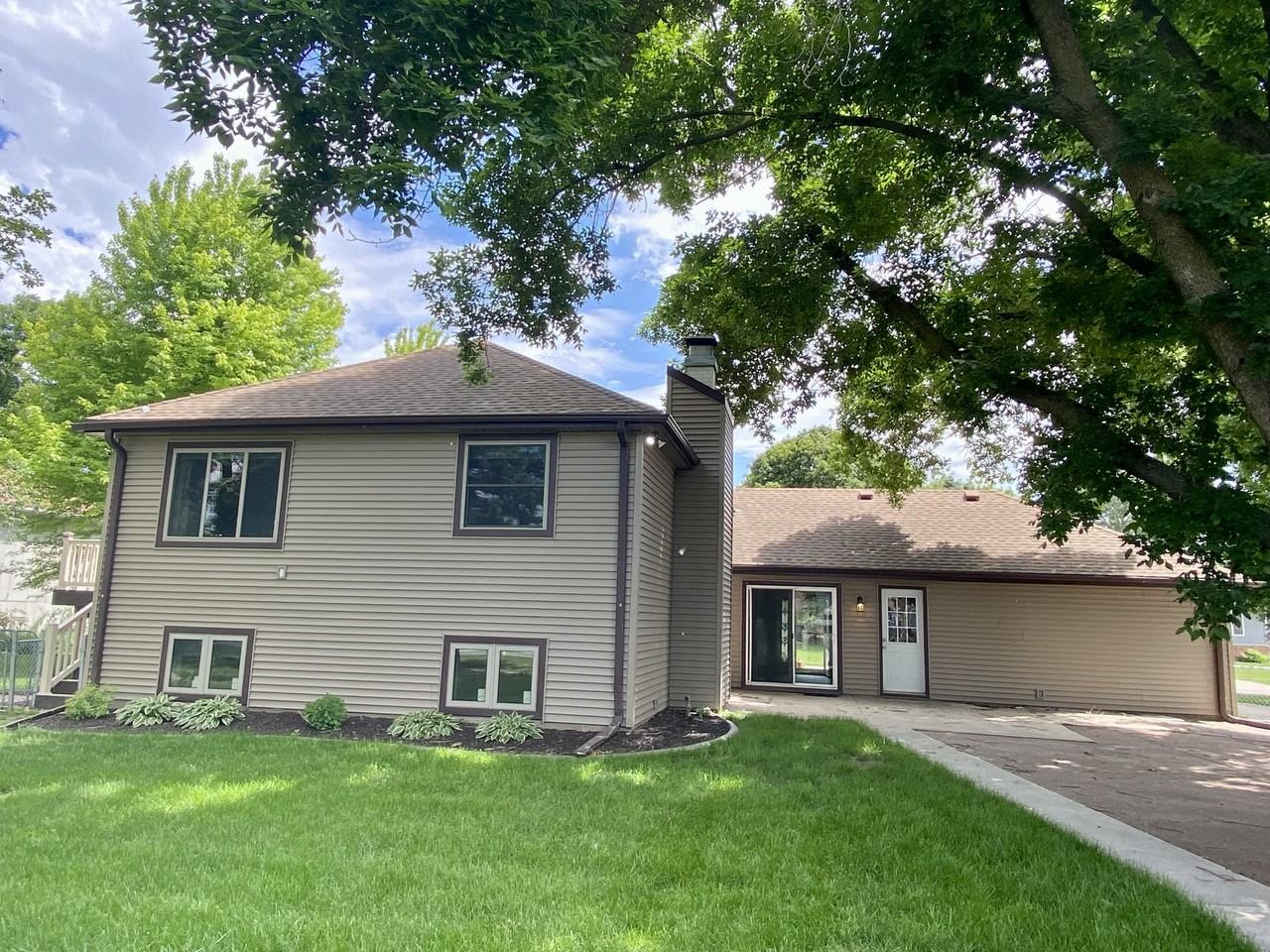 2517 Canterbury Rd #NA - Photo 2 of 21