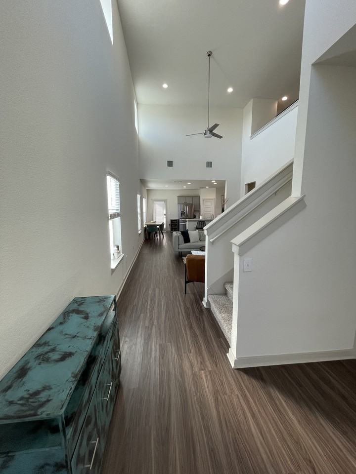 10304 Fulton Avenue #NA - Photo 4 of 33