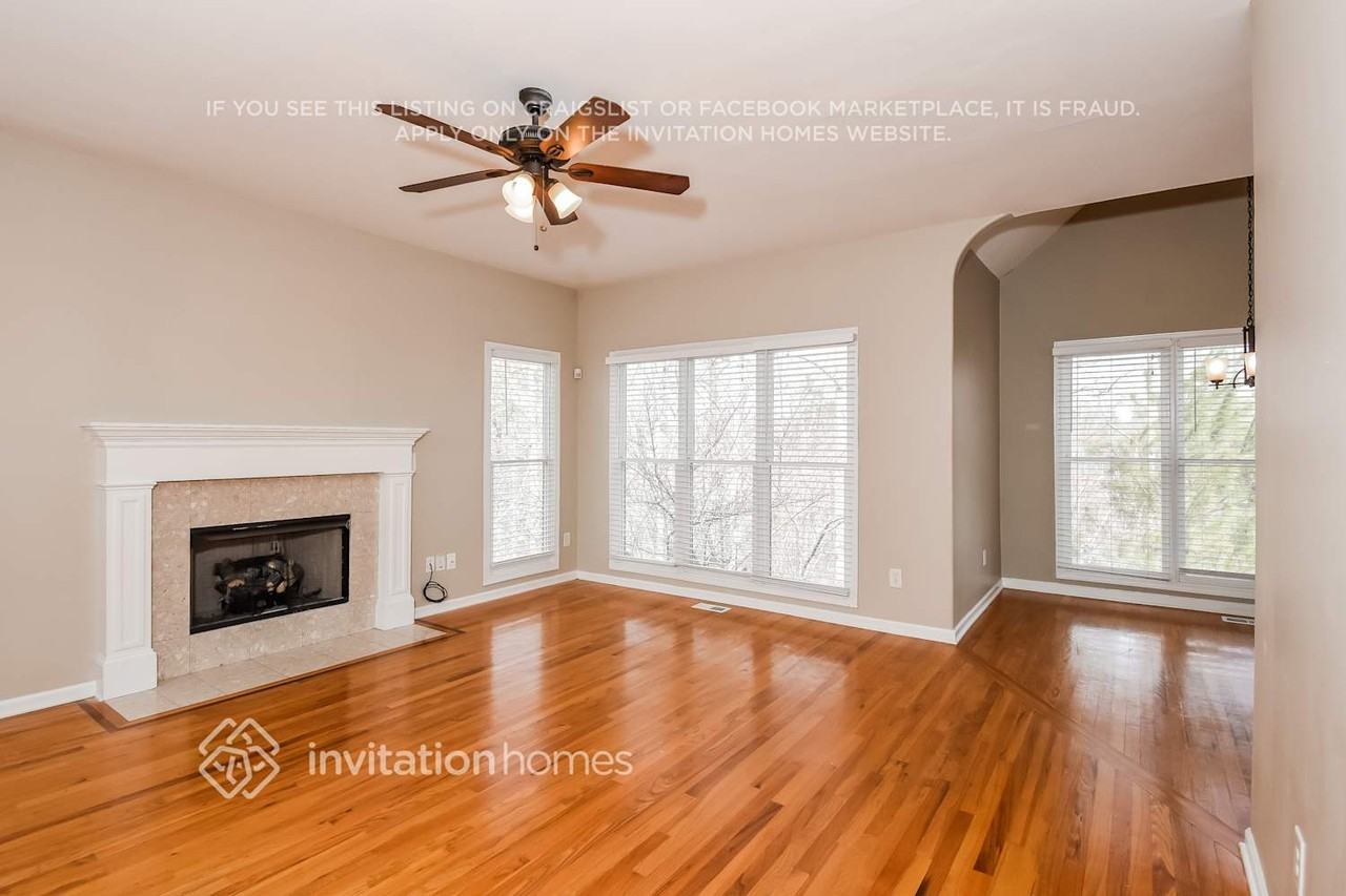 2026 Castlemaine Cir - Photo 6 of 19