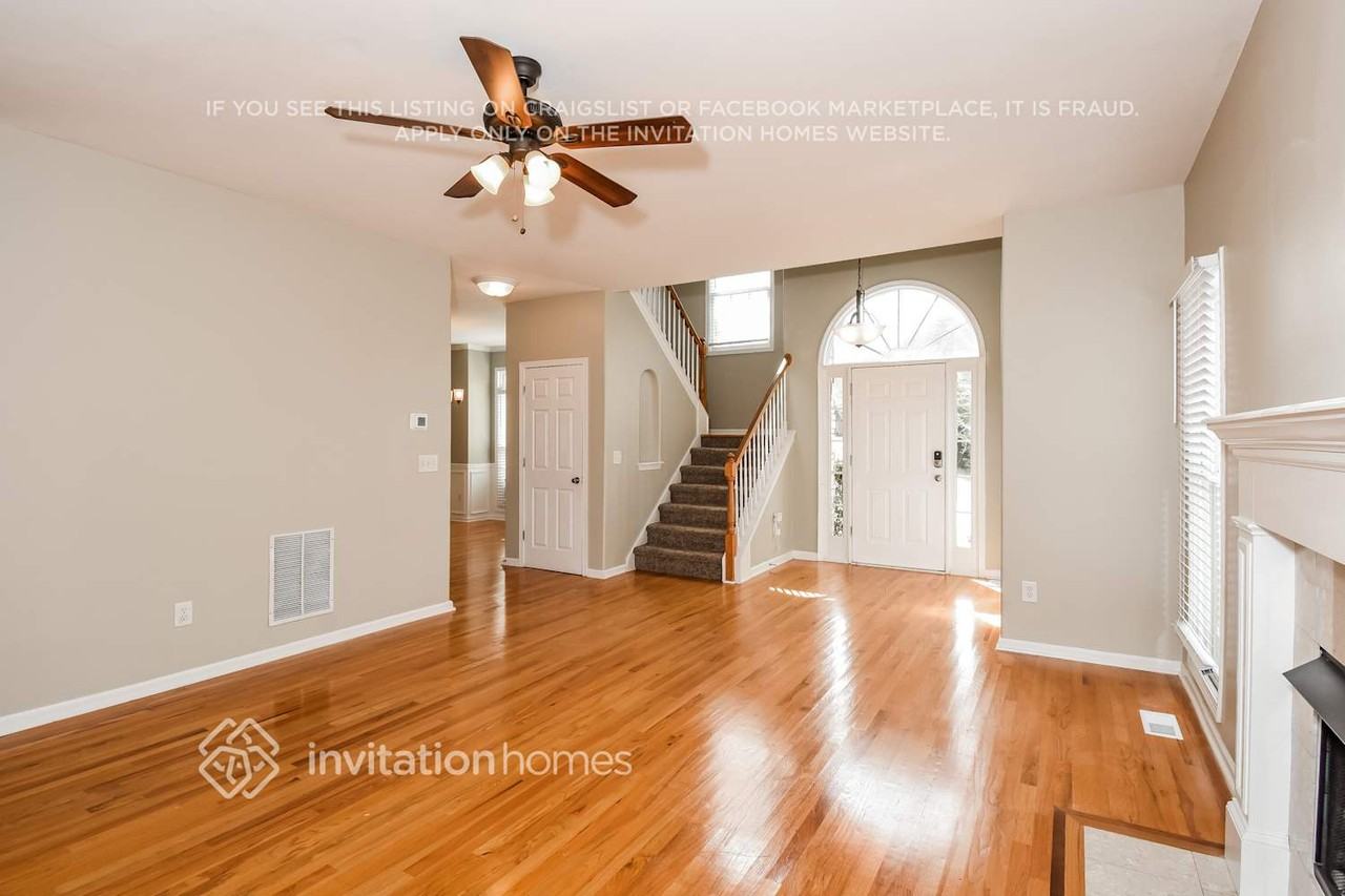 2026 Castlemaine Cir - Photo 5 of 19