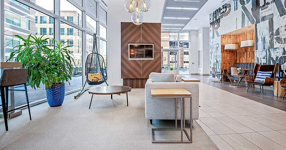 Square On 5th - Photo 4 of 50