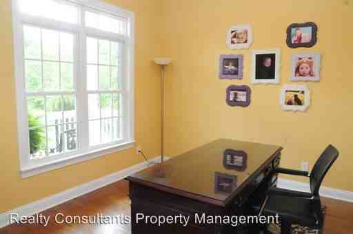 5551 Friendship Glen Dr - Photo 3 of 18