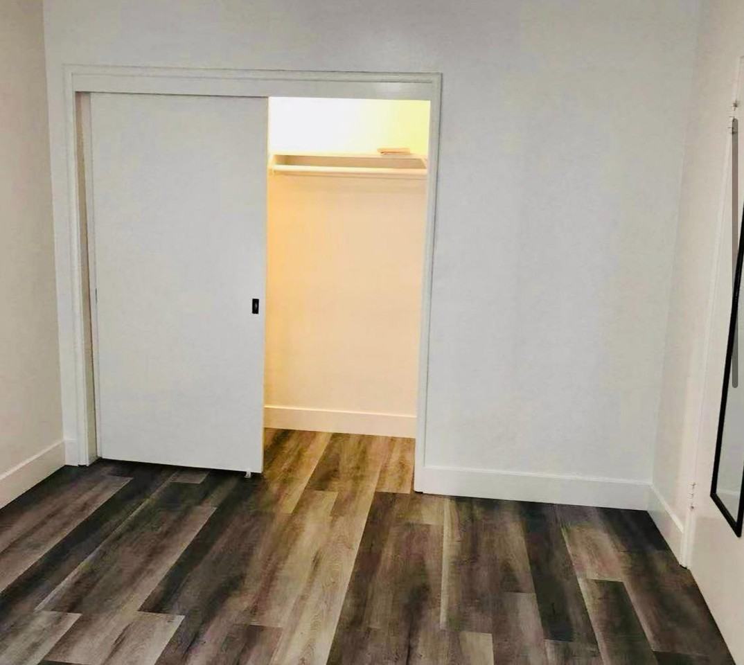 1708 Euclid - Photo 2 of 10