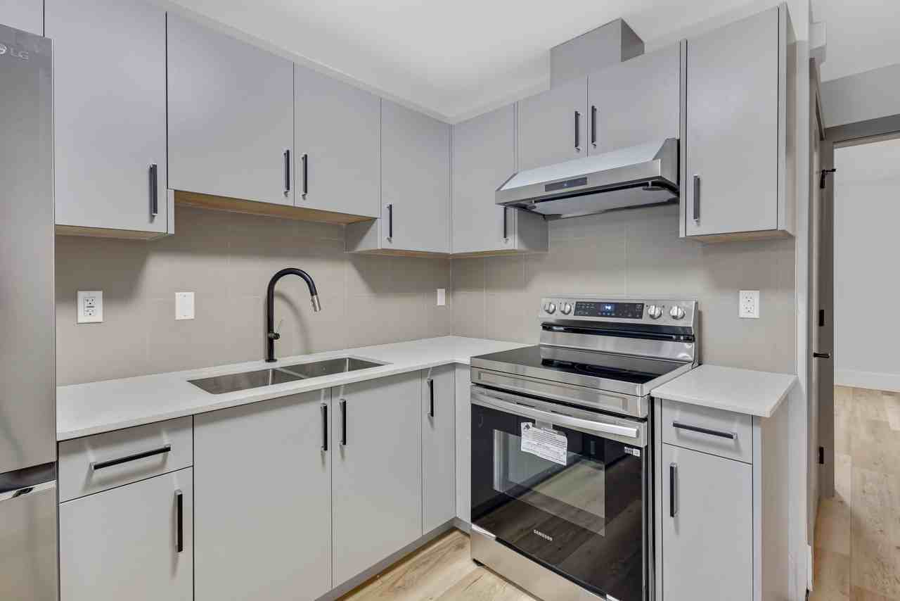 8518 Forest Gate Drive - Photo 3 of 12