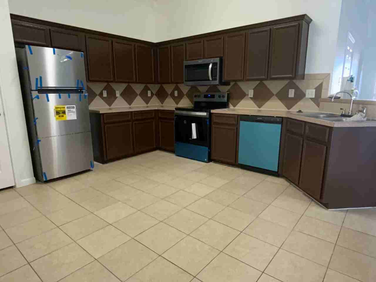 4100 Elms Run Cir #A - Photo 6 of 21