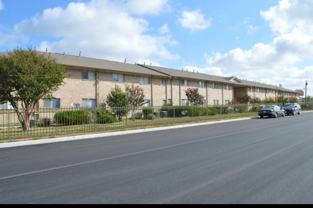 1415 E. Elm St - Photo 1 of 1