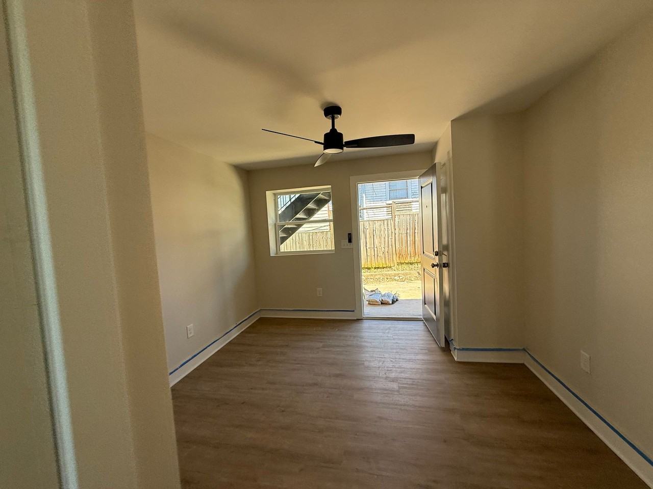 396 Linden Ave NE - Photo 4 of 16