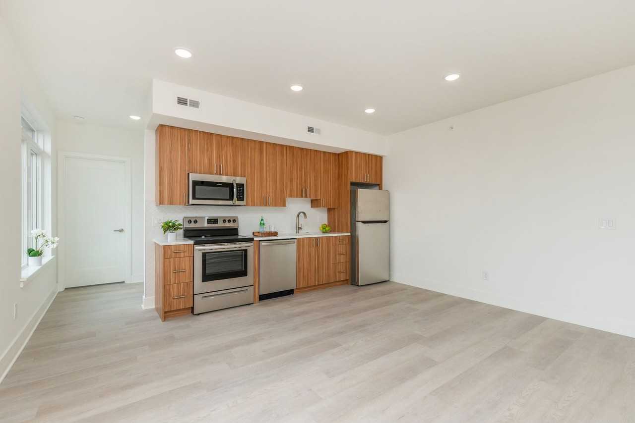 Wharton Flats - Photo 4 of 42