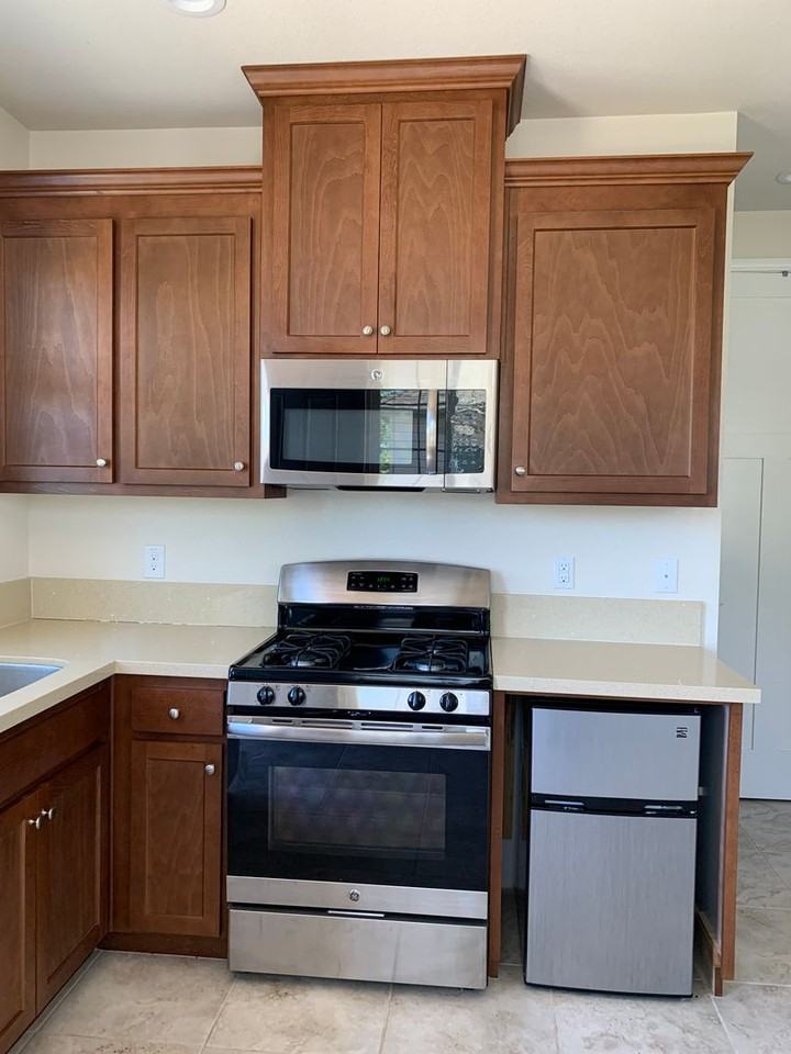 962 Perennial Ter - Photo 4 of 40