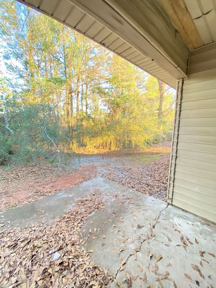 1150 Gentry Dr - Photo 4 of 7