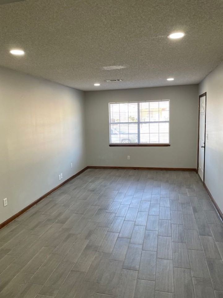 1150 Gentry Dr - Photo 7 of 7