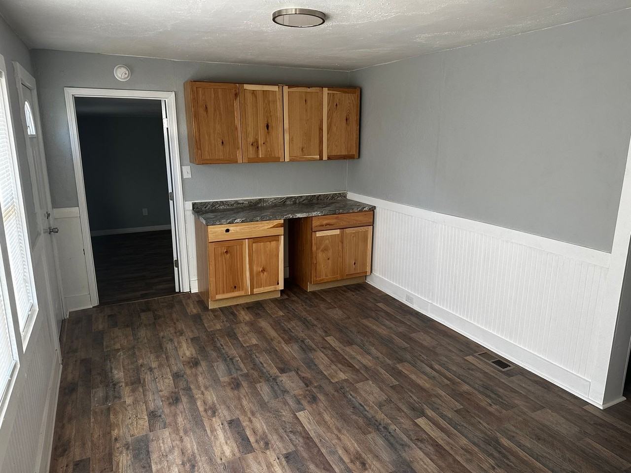 2214 Herman Ave - Photo 3 of 11