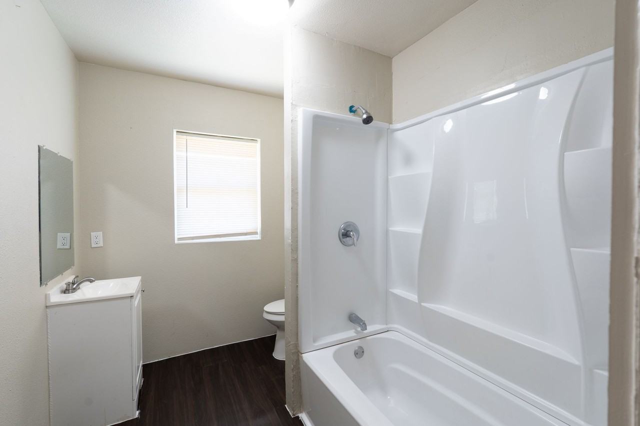 2824 Gorman - Photo 7 of 11