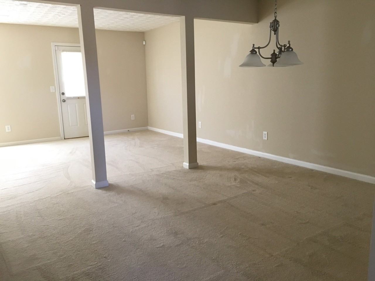 11404 S Grove Dr - Photo 4 of 5