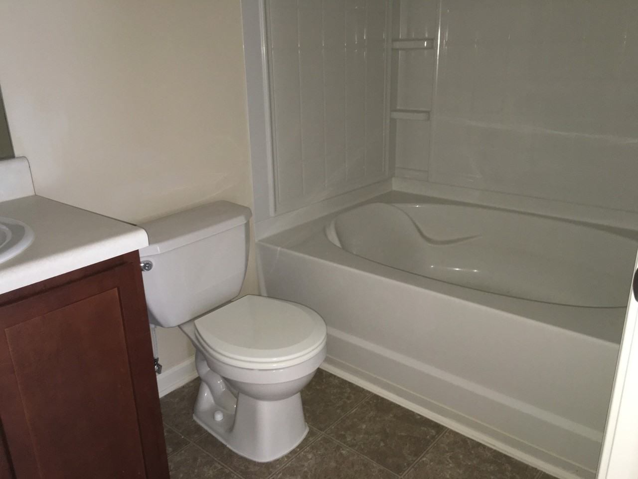 11404 S Grove Dr - Photo 5 of 5