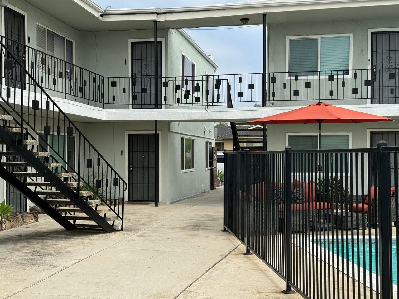 Evart Apartments - Photo 4 of 25