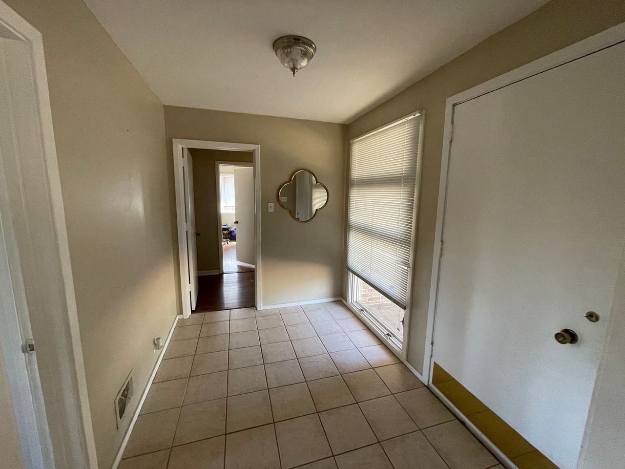2140 White Way - Photo 6 of 13