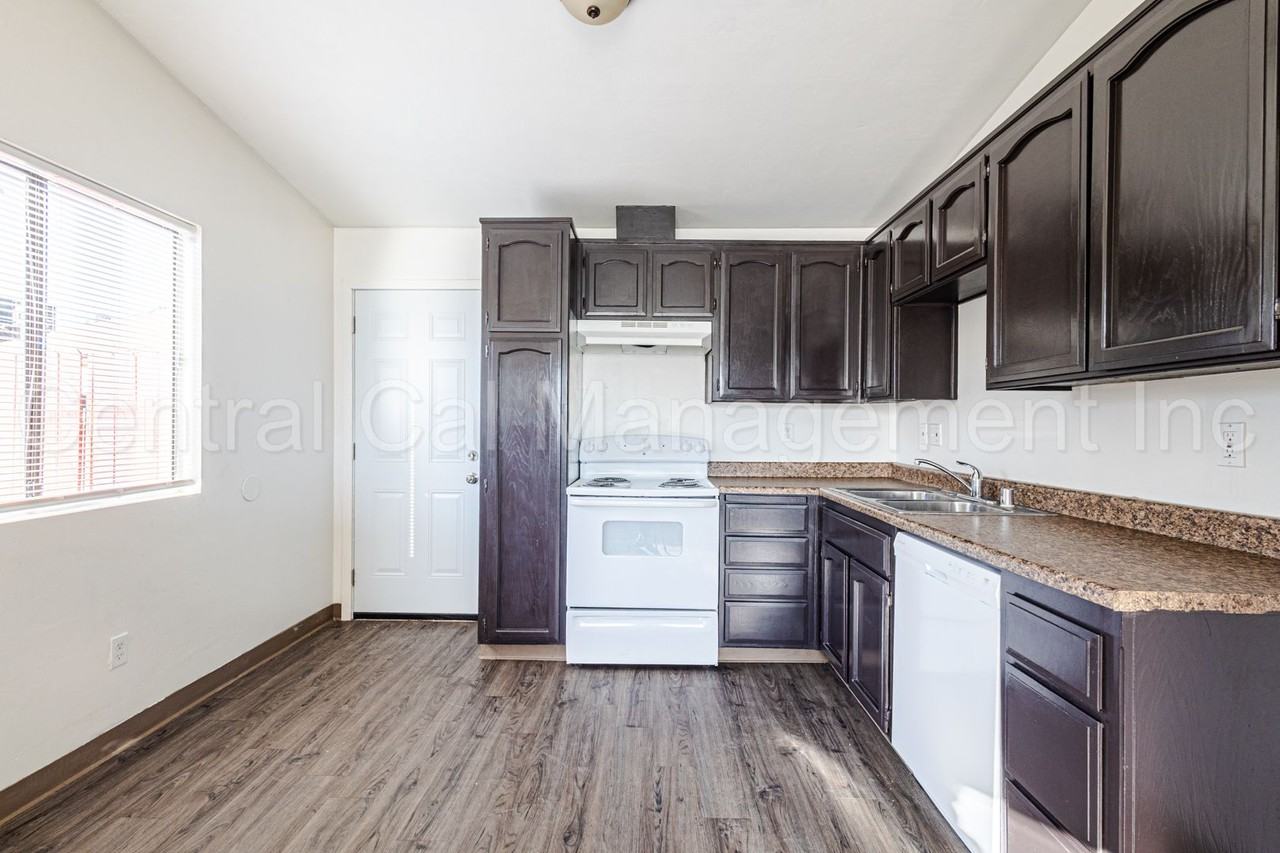 1905 1905 McCray St - 1905 McCray St - Photo 6 of 16