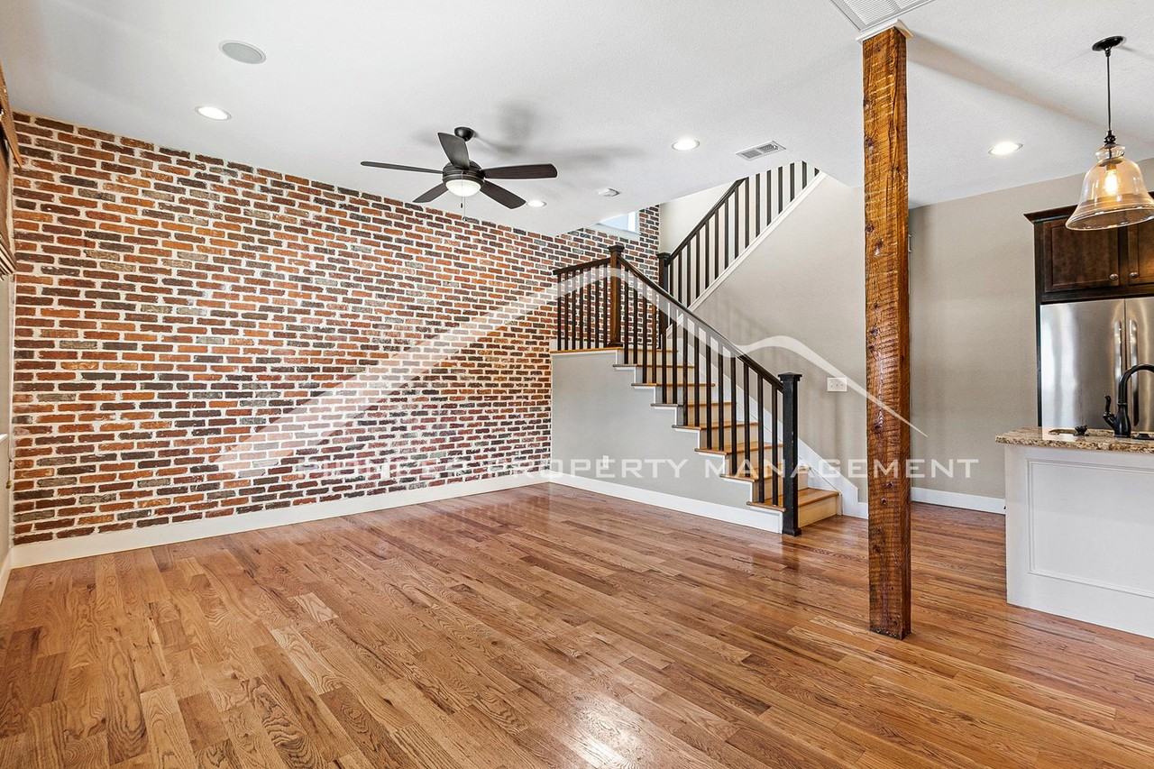1807 E 36th Ave - Photo 5 of 21