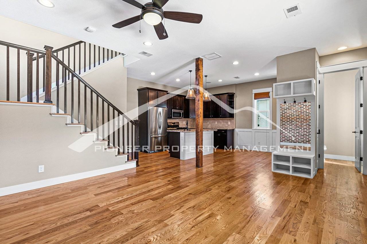 1807 E 36th Ave - Photo 6 of 21