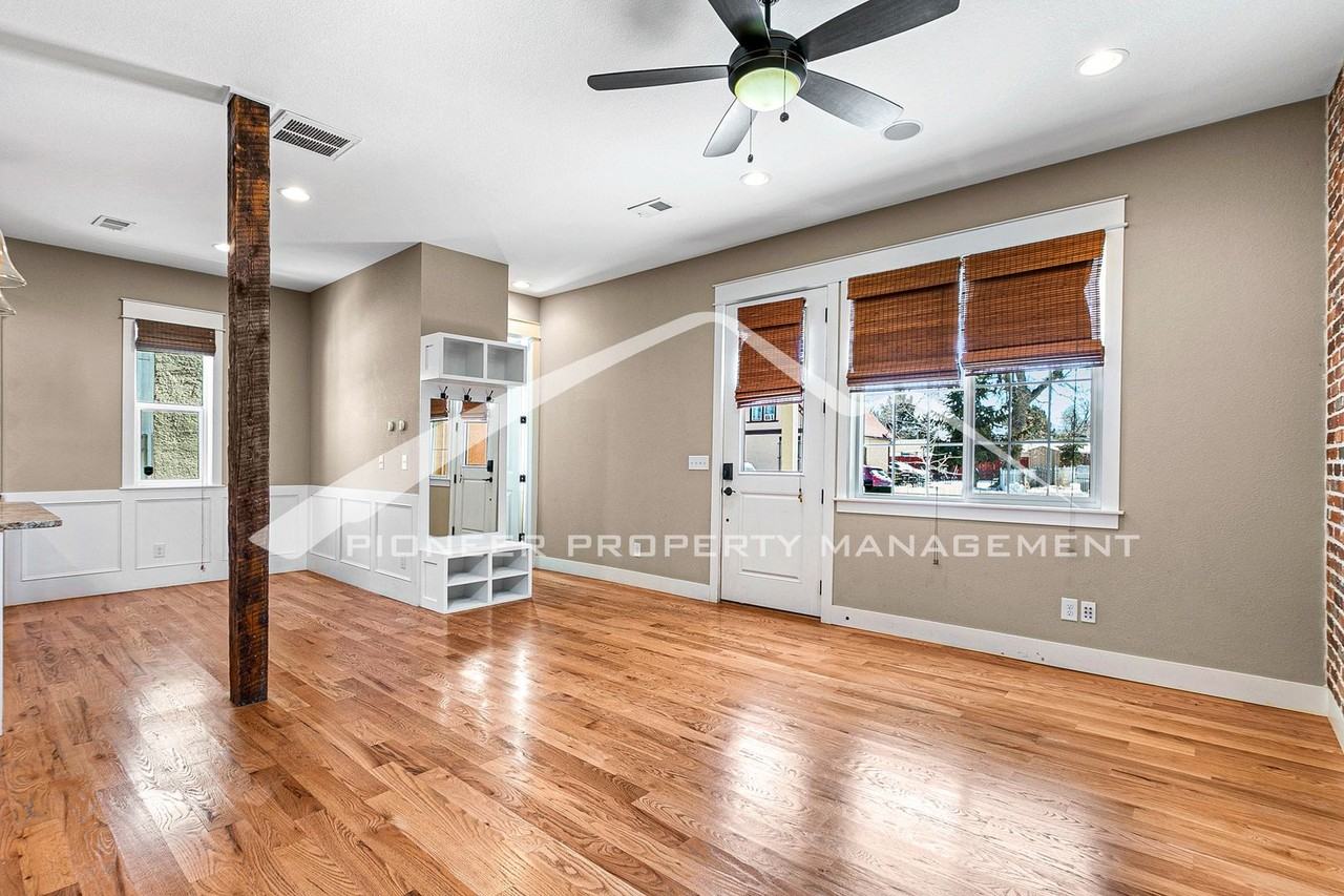 1807 E 36th Ave - Photo 7 of 21