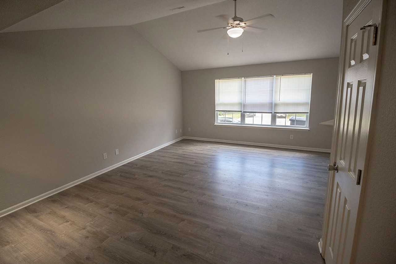 5319 Godas Cir - Photo 6 of 29