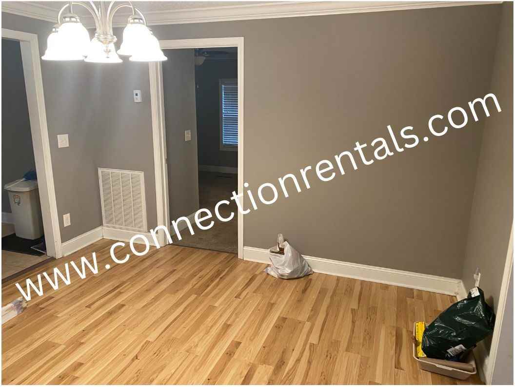 138 Maresca Dr Ne - Photo 4 of 10