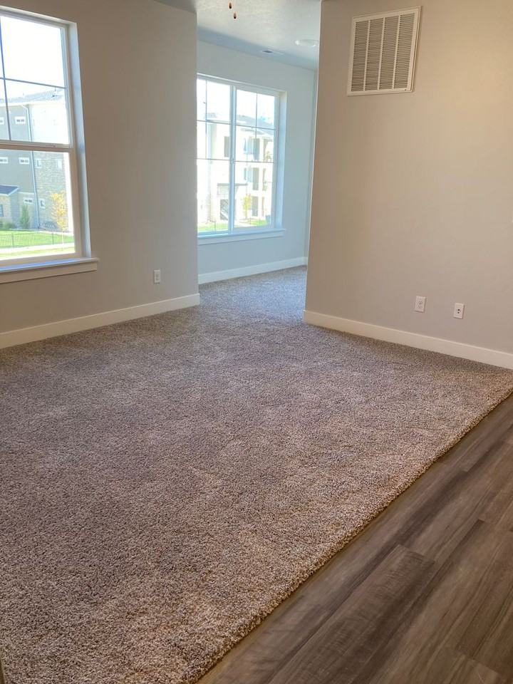 3661 W 1500 N #O201 - Photo 2 of 28
