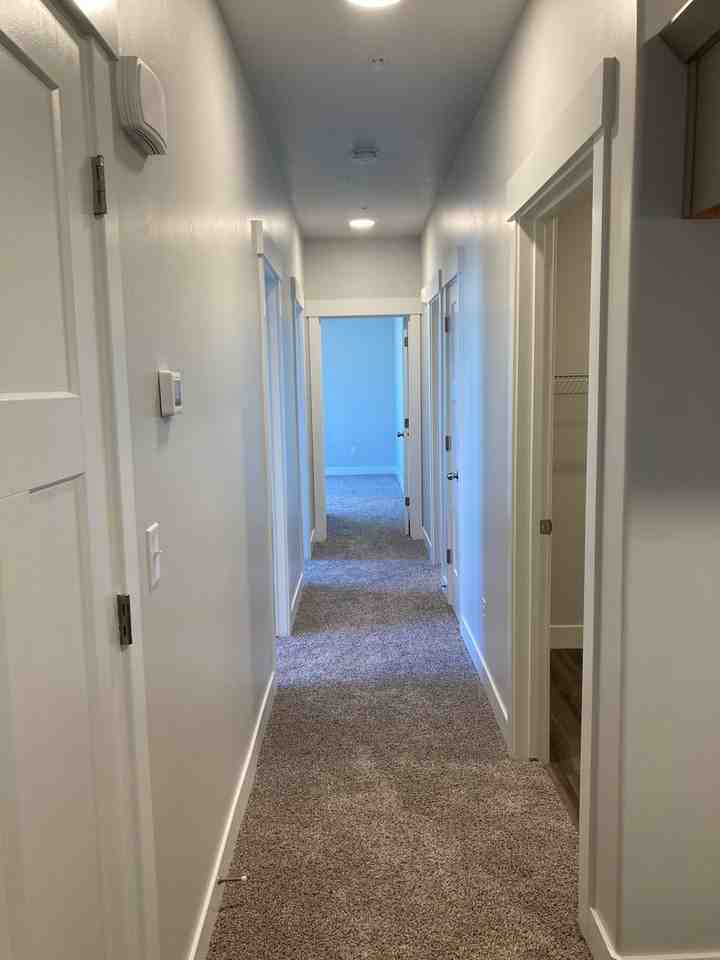 3661 W 1500 N #O201 - Photo 7 of 28