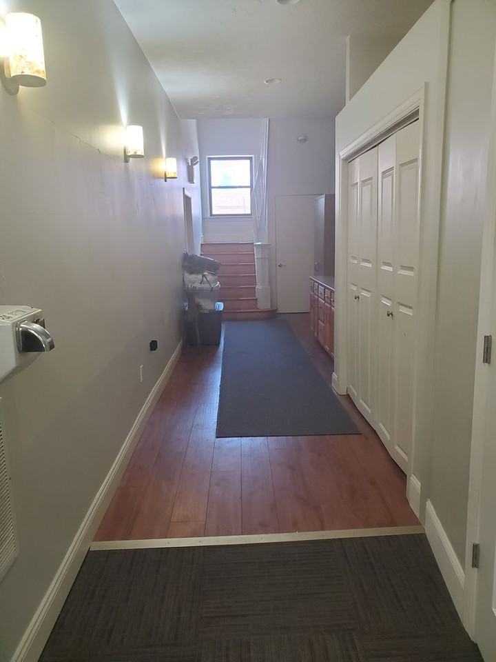 415 14th St - Photo 6 of 18