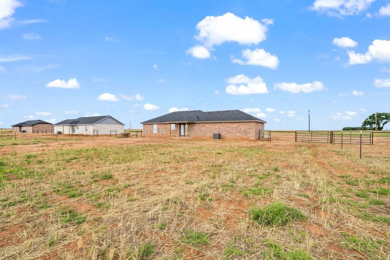 213 213 N FM 789 N CR 3700 #A - Photo 6 of 27
