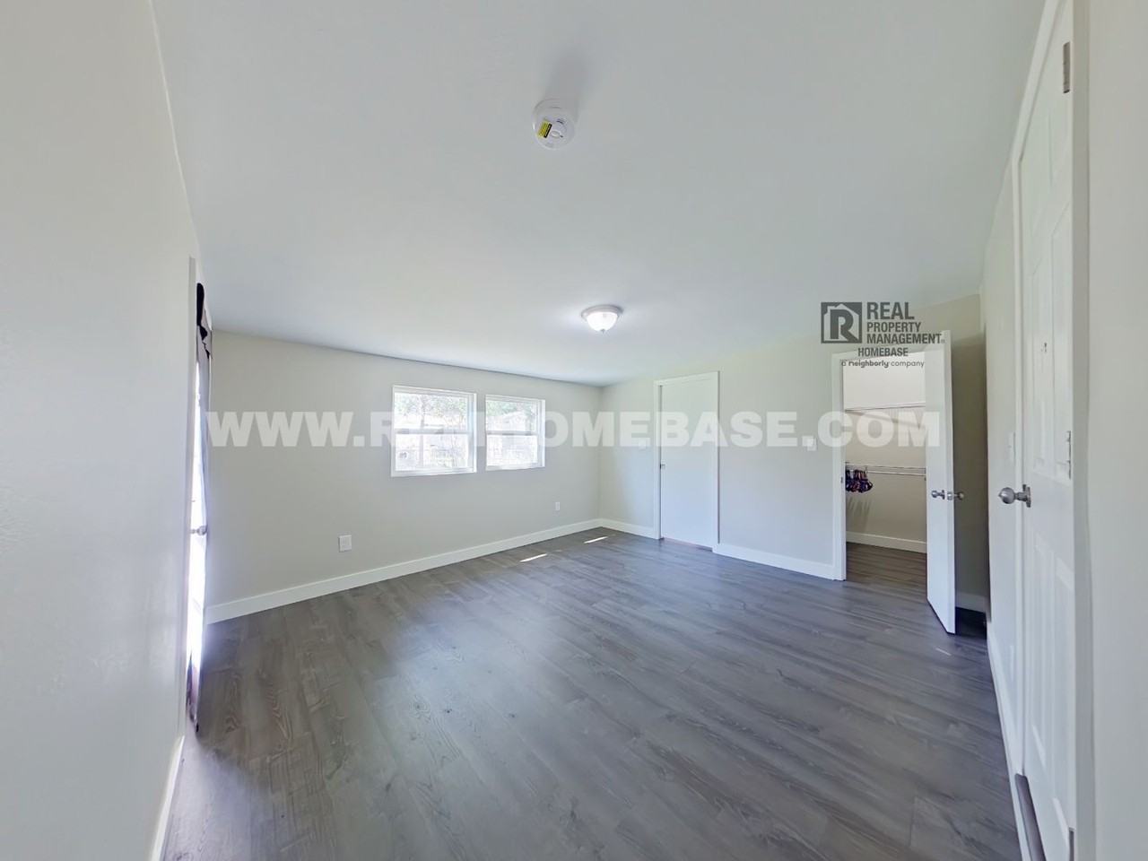 208 2nd St - Photo 7 of 16