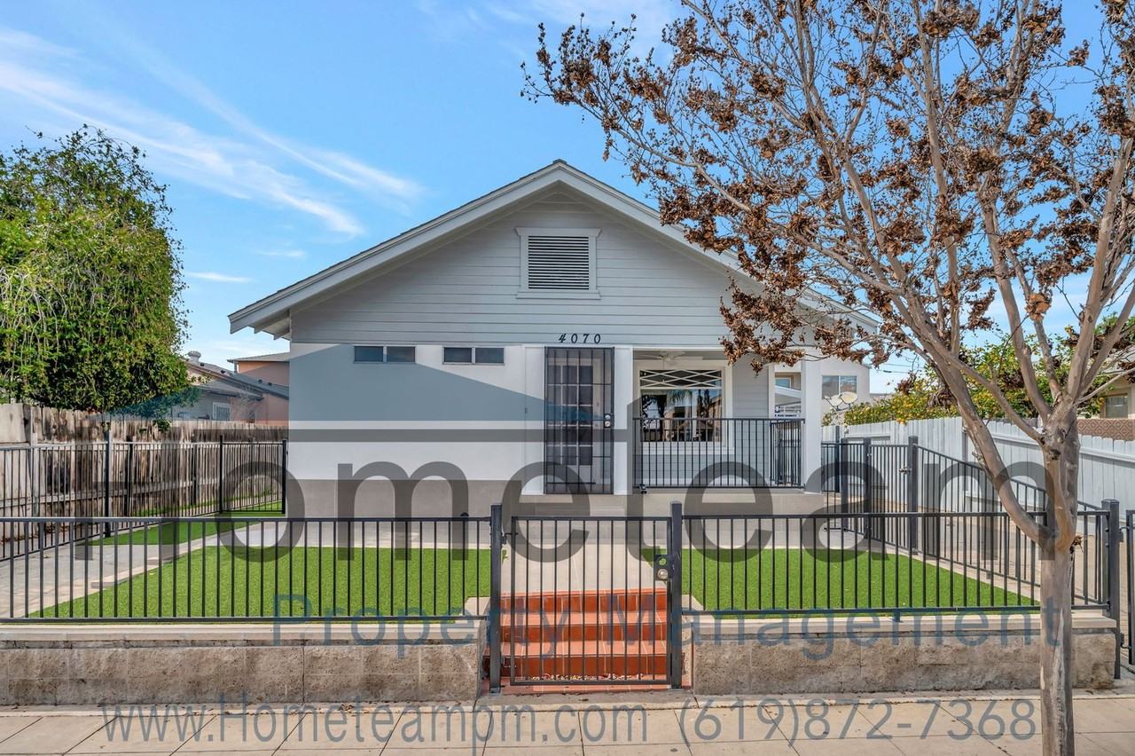4070 45th St - Photo 2 of 26