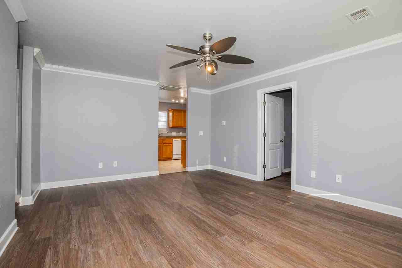 605 Magnolia St Sw - Photo 3 of 18