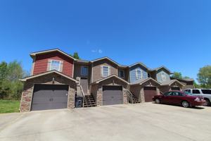 featured image of 1731 Thistlewood Dr