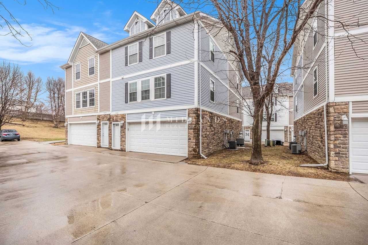 14668 Sahler Ct
