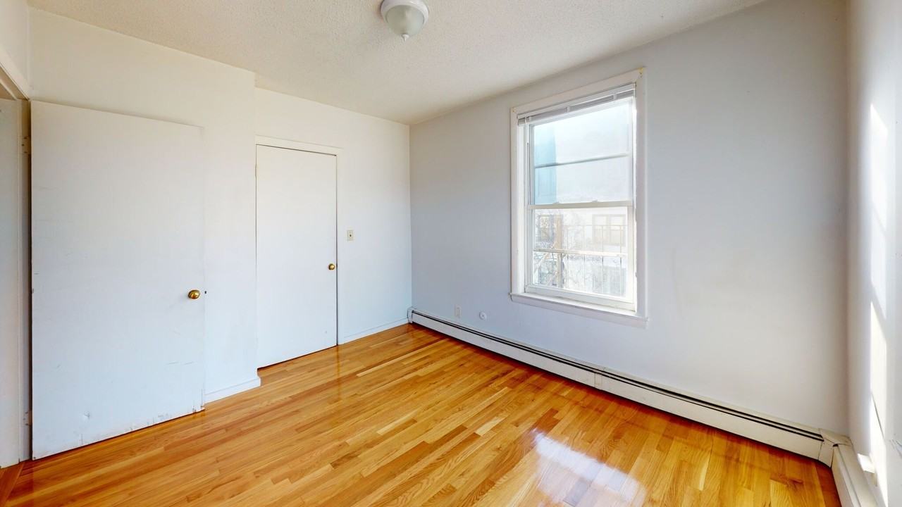 198 Allston St - Photo 3 of 5