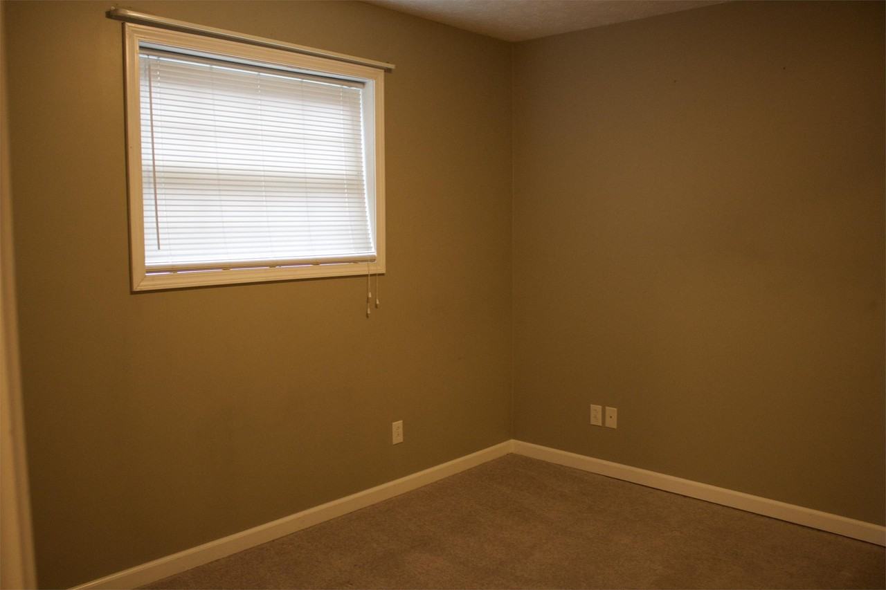 2435 1st Ave #1 - Photo 6 of 7