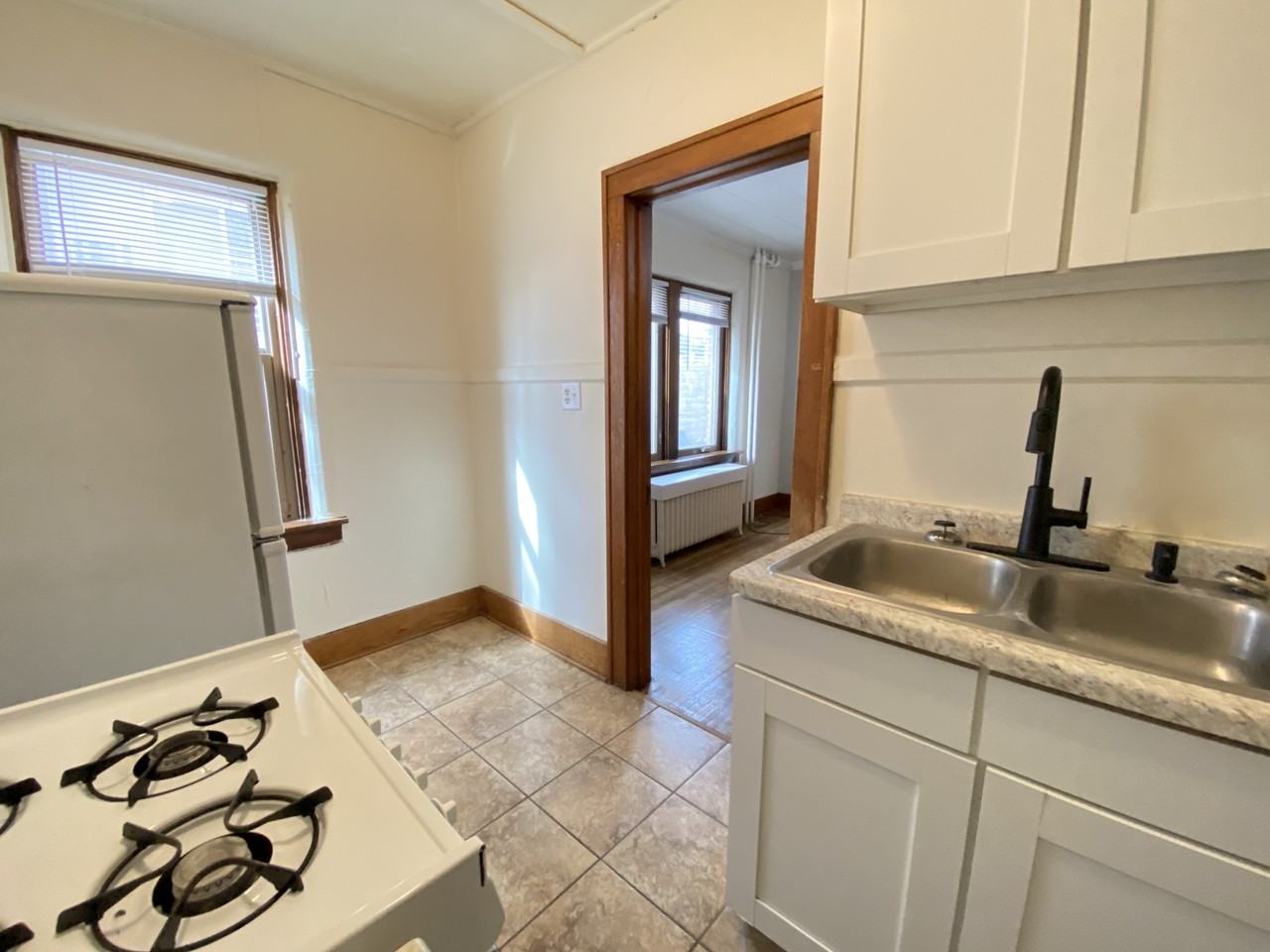 603 1st St Sw #103 - Photo 6 of 15