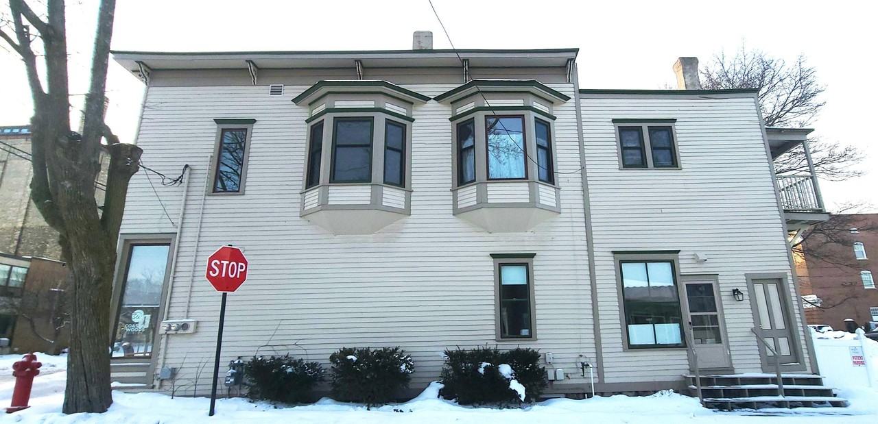 386 1st St #A - Photo 3 of 17