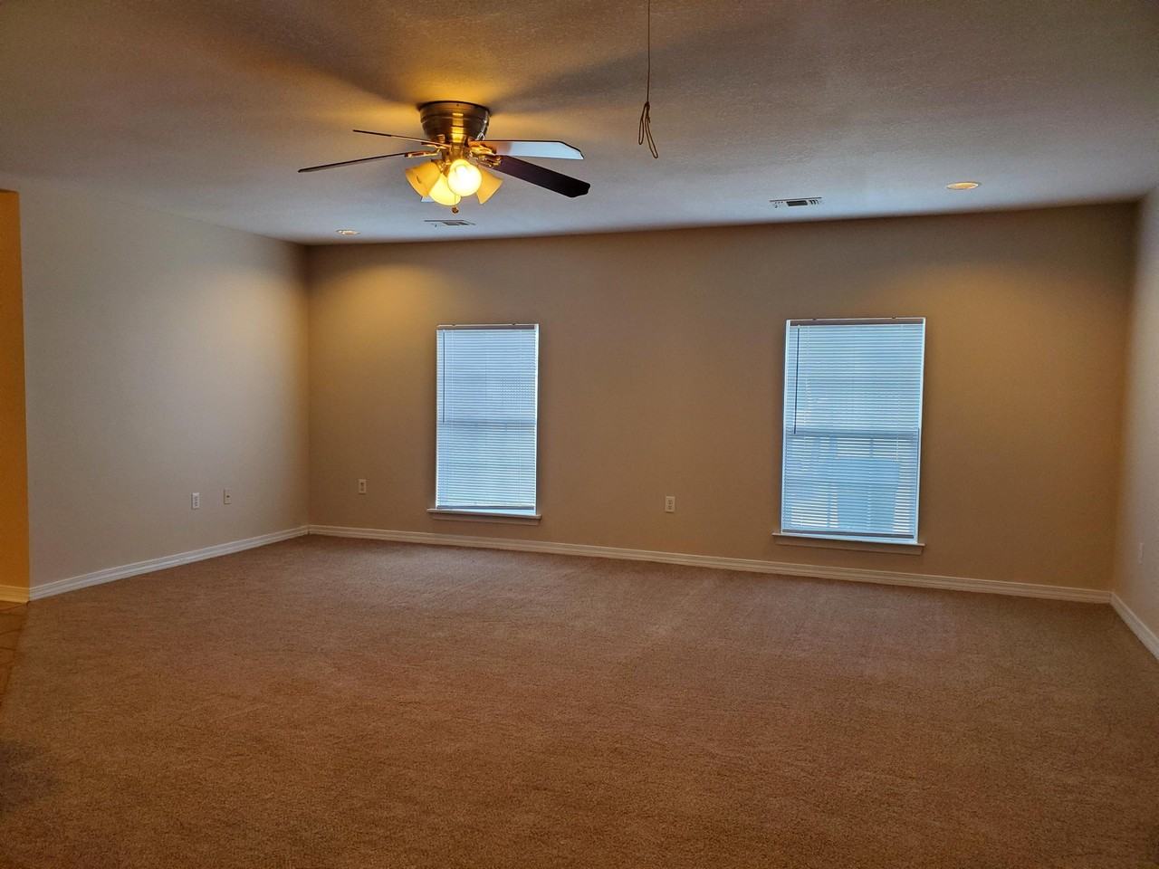 10099 Bald Eagle Dr - Photo 4 of 12