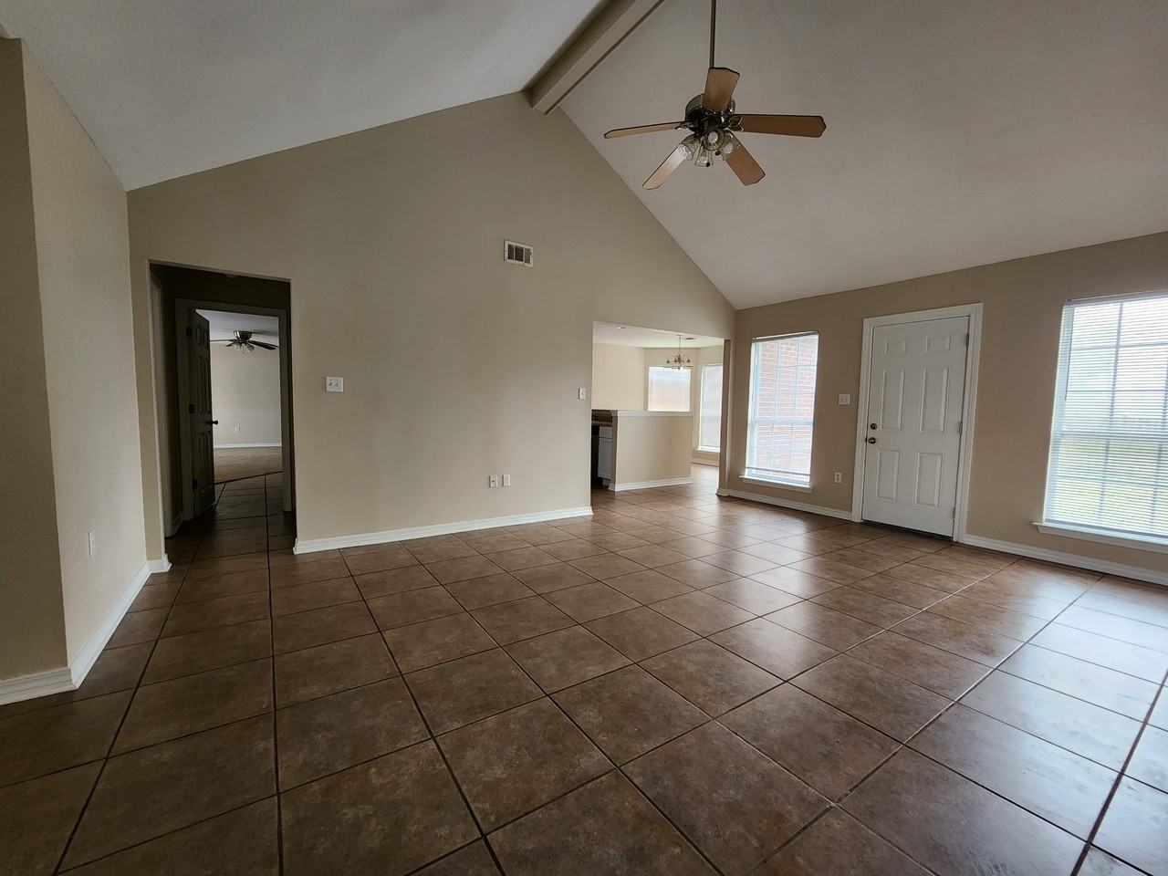 10099 Bald Eagle Dr - Photo 2 of 12